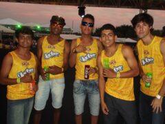 Oktober 10 Anos